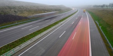 leere Autobahn